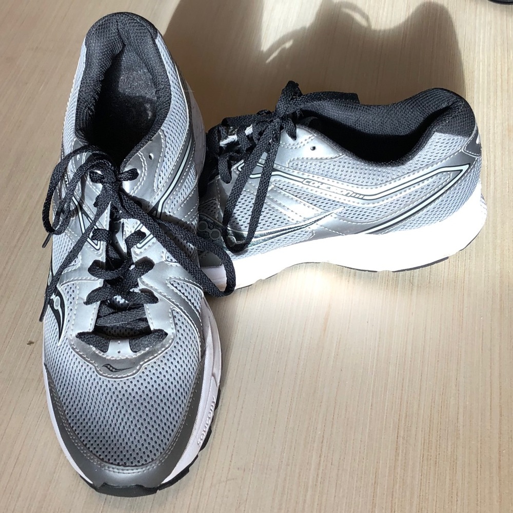 Saucony Men’s Grid Cohesion Running Sneakers 8.5